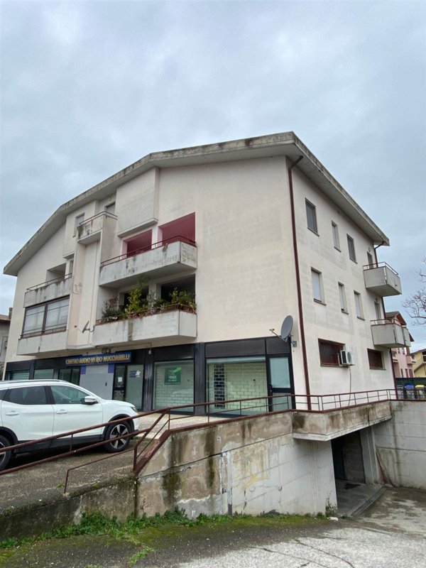 appartamento in vendita a Torgiano in zona Fornaci