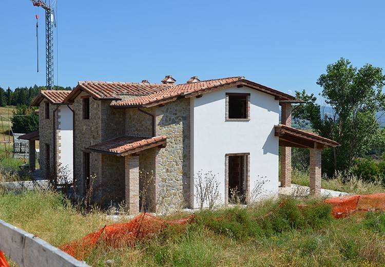 casa indipendente in vendita a Torgiano