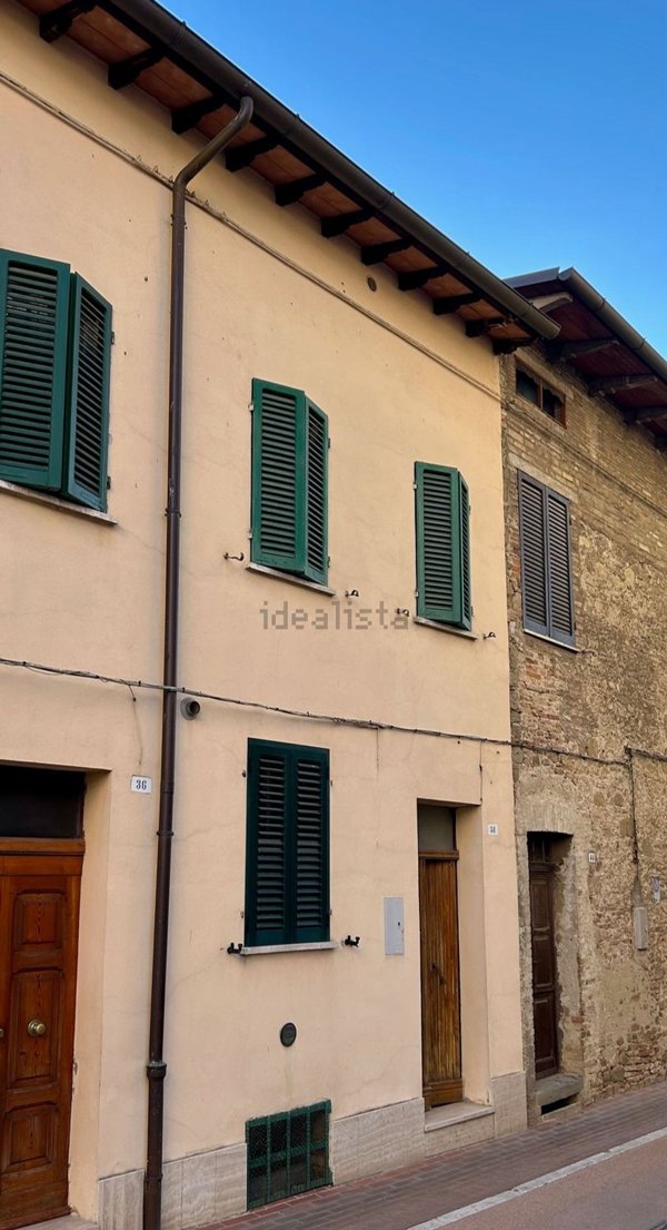 casa indipendente in vendita a Torgiano
