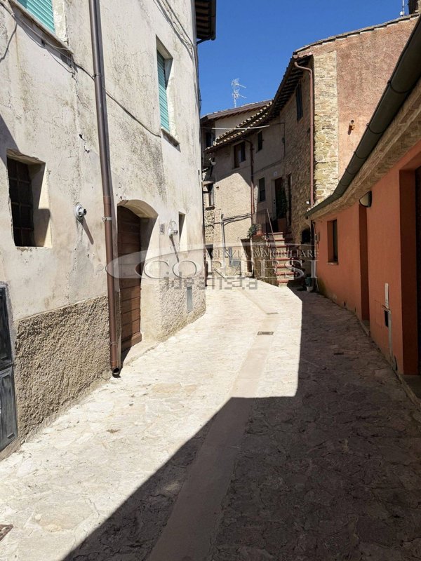 appartamento in vendita a Torgiano in zona Brufa
