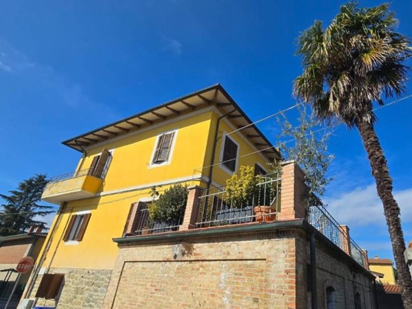 appartamento in vendita a Torgiano in zona Brufa