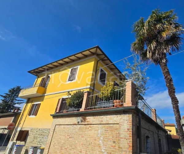 appartamento in vendita a Torgiano in zona Brufa