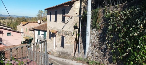 appartamento in vendita a Torgiano in zona Pontenuovo