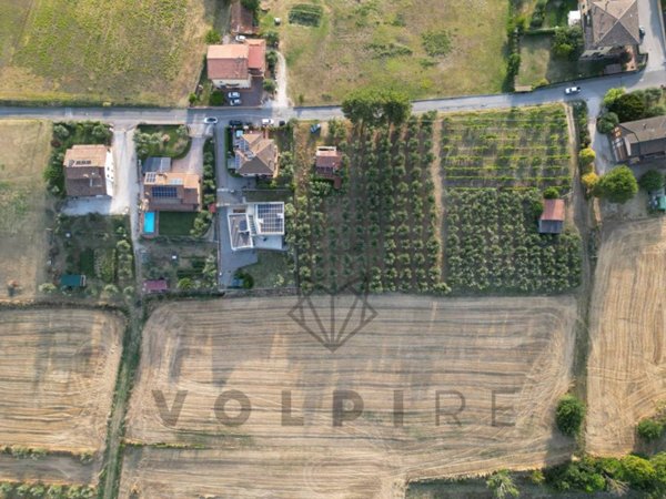 terreno edificabile in vendita a Torgiano in zona Brufa