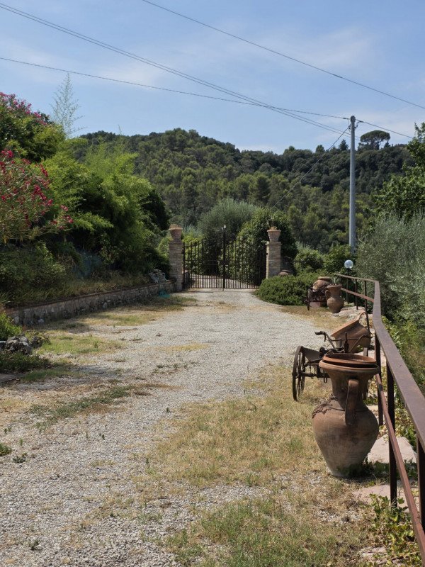 casale in vendita a Torgiano