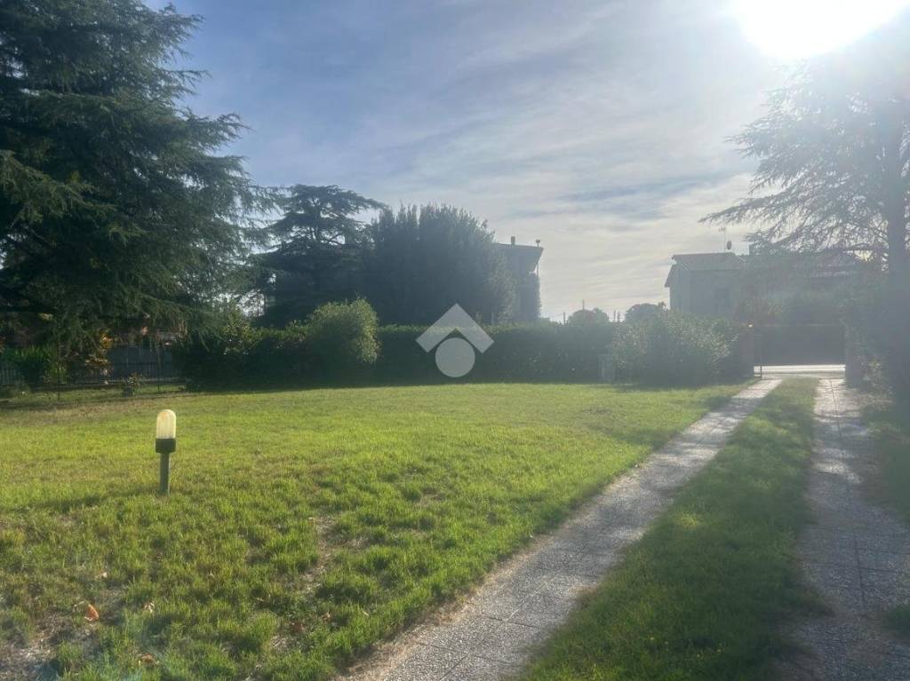 casa indipendente in vendita a Torgiano in zona Brufa