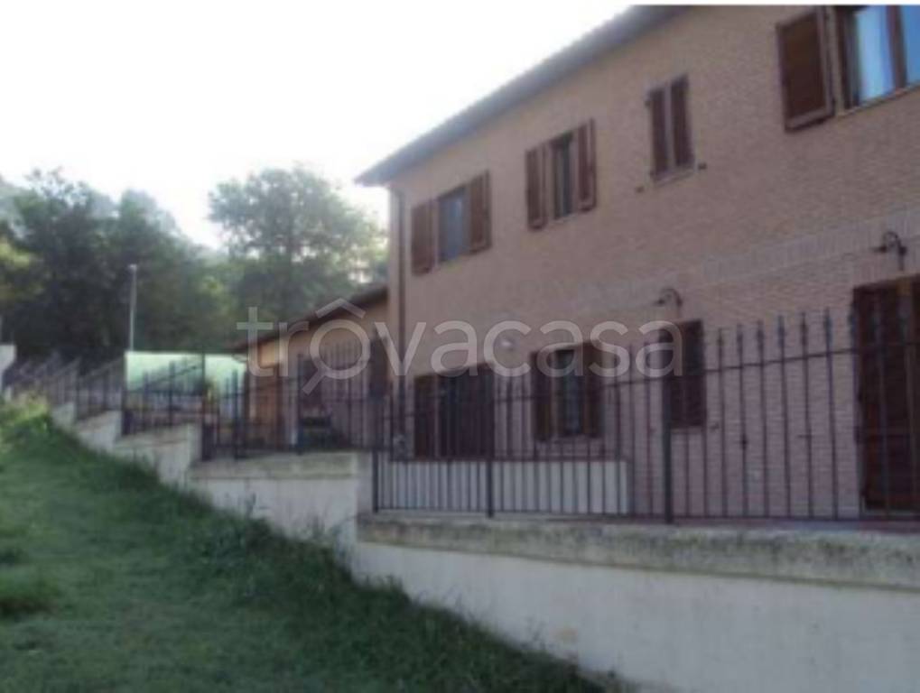appartamento in vendita a Trevi in zona Matigge/Li Celli