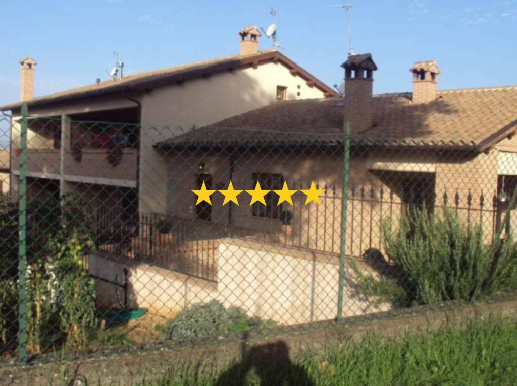 appartamento in vendita a Trevi in zona Matigge/Li Celli