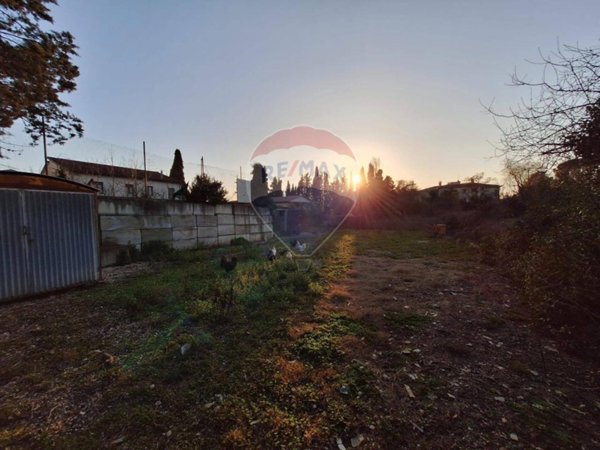 terreno agricolo in vendita a Trevi