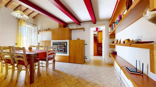 casa indipendente in vendita a Trevi