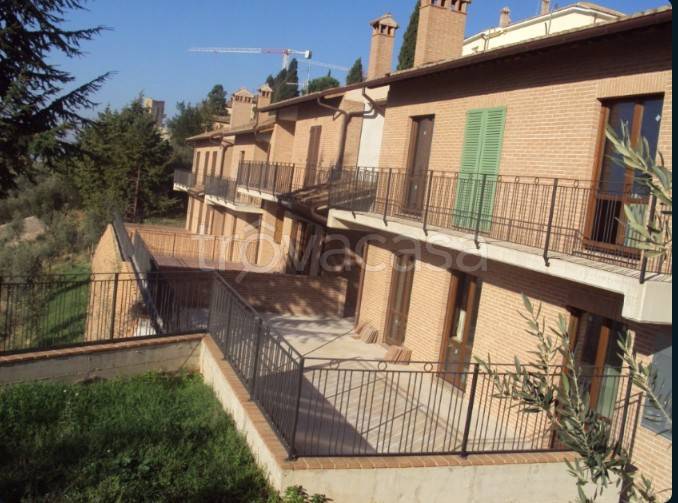 appartamento in vendita a Trevi