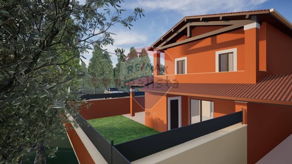 casa indipendente in vendita a Trevi