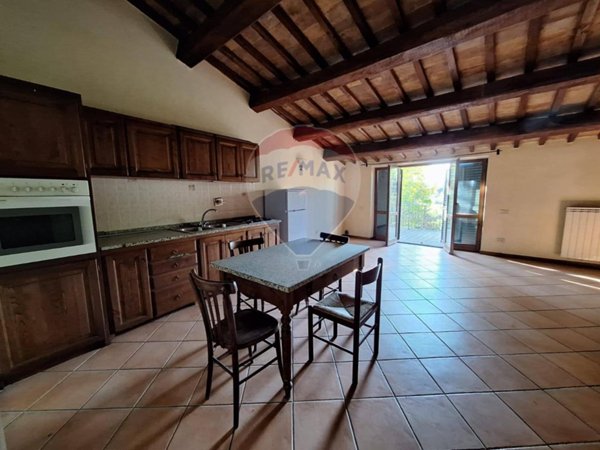 casa indipendente in vendita a Trevi
