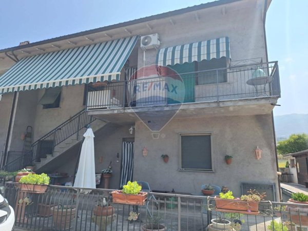 appartamento in vendita a Trevi in zona Santa Maria in Valle