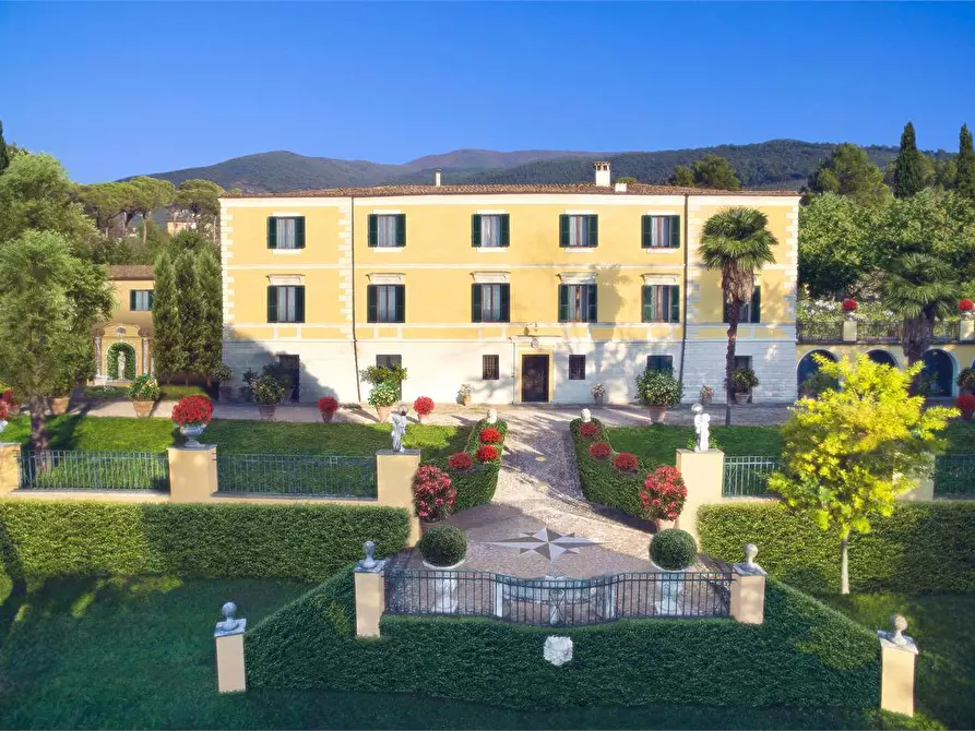 casa indipendente in vendita a Trevi