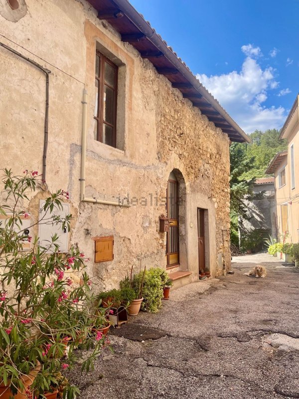 appartamento in vendita a Trevi in zona Coste