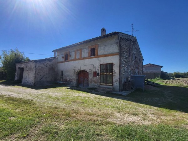 quadrivano in vendita a Trevi in zona San Lorenzo