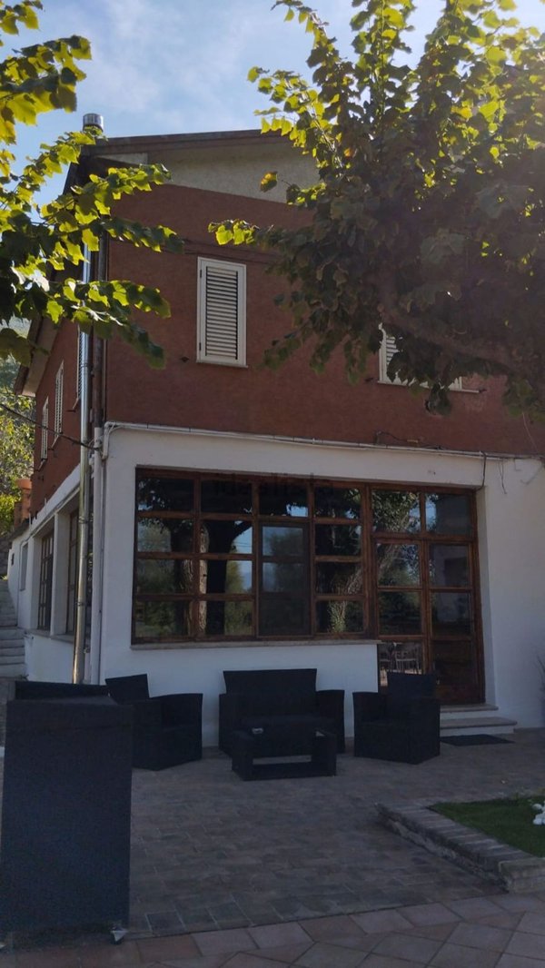 appartamento in vendita a Trevi