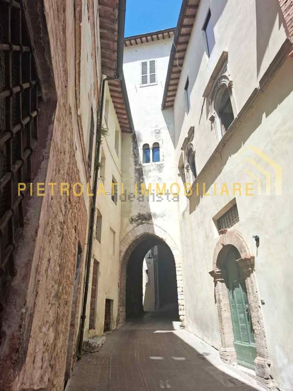 appartamento in vendita a Trevi