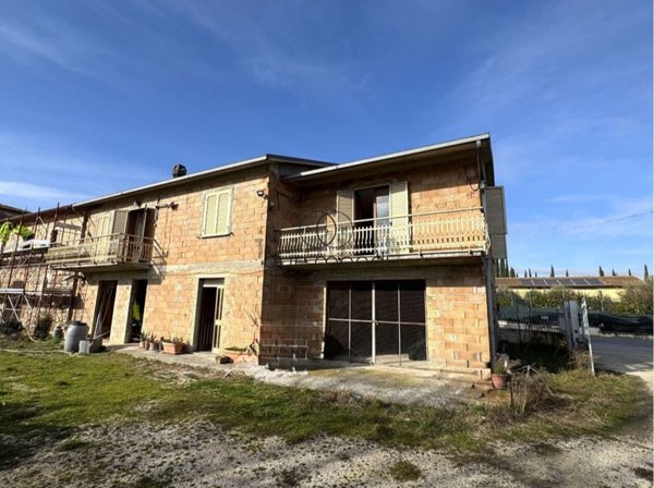 appartamento in vendita a Trevi in zona San Lorenzo