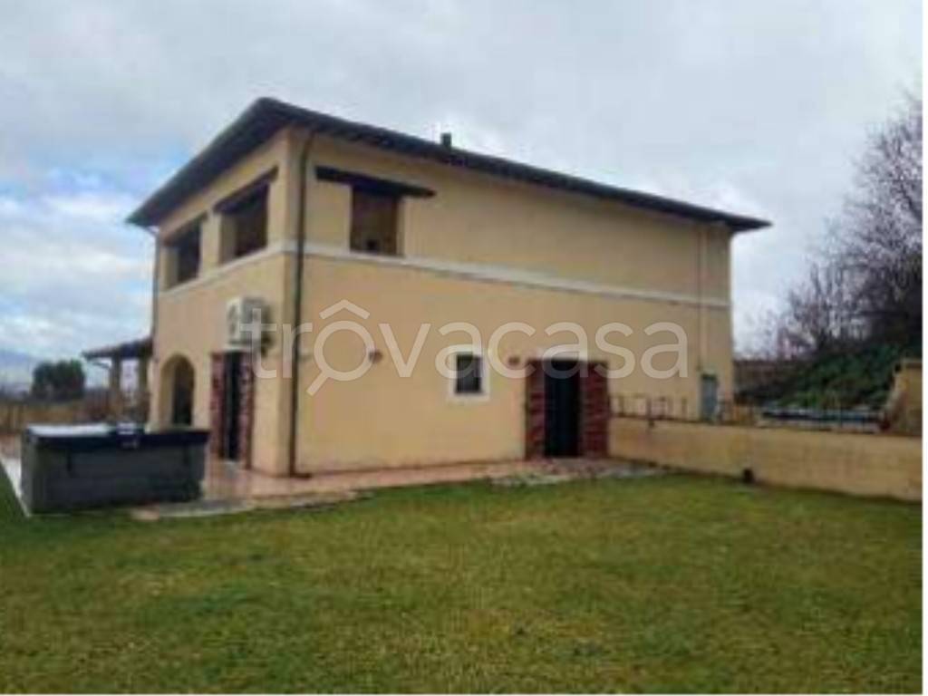 appartamento in vendita a Trevi in zona Matigge/Li Celli