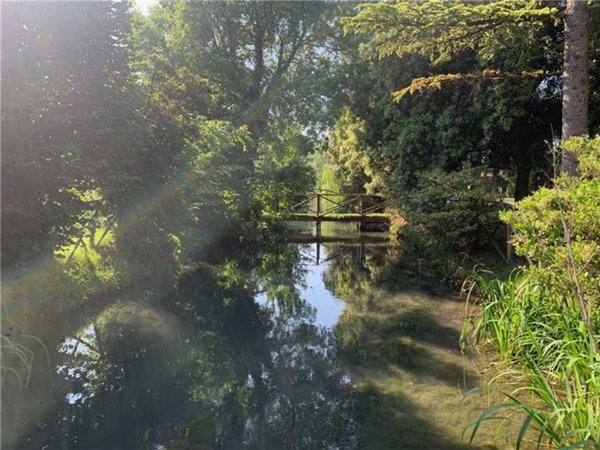 casa indipendente in vendita a Trevi