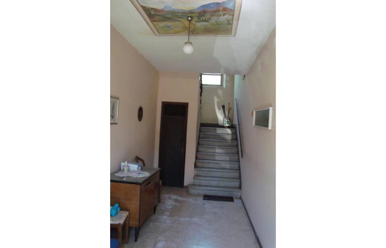 casa indipendente in vendita a Trevi