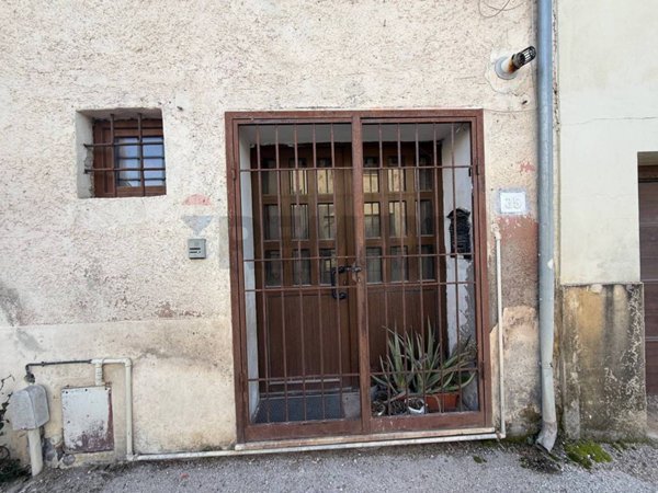 casa indipendente in vendita a Trevi in zona Cannaiola
