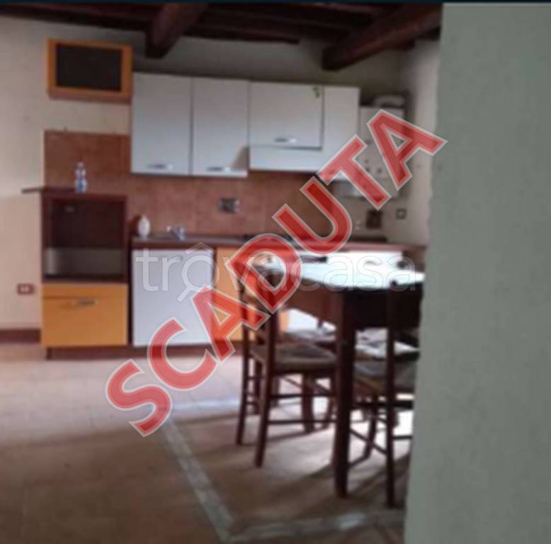 appartamento in vendita a Trevi