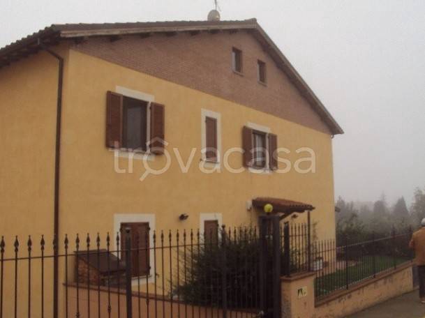 appartamento in vendita a Trevi in zona Santa Maria in Valle