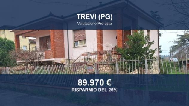 casa indipendente in vendita a Trevi