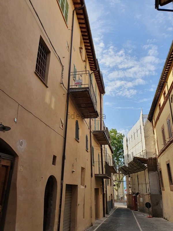 appartamento in vendita a Trevi