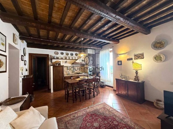 appartamento in vendita a Trevi