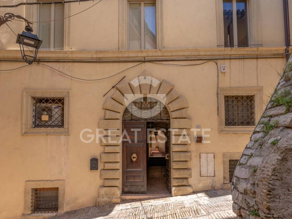 appartamento in vendita a Trevi