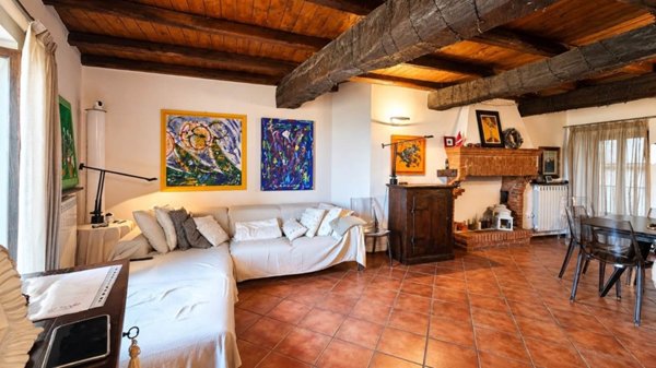 appartamento in vendita a Trevi