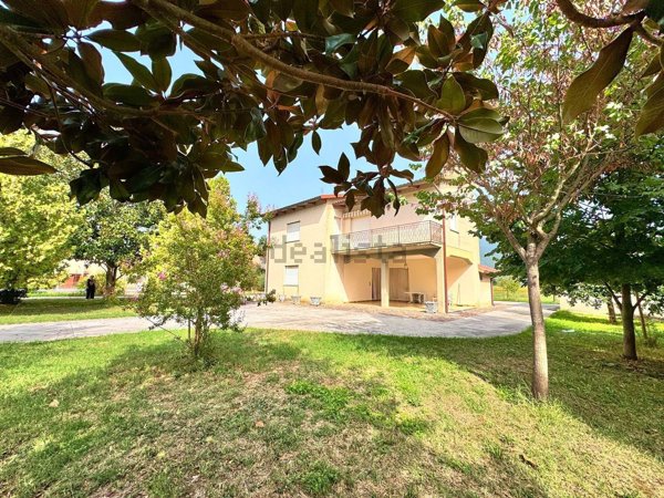 casa indipendente in vendita a Trevi in zona Cannaiola