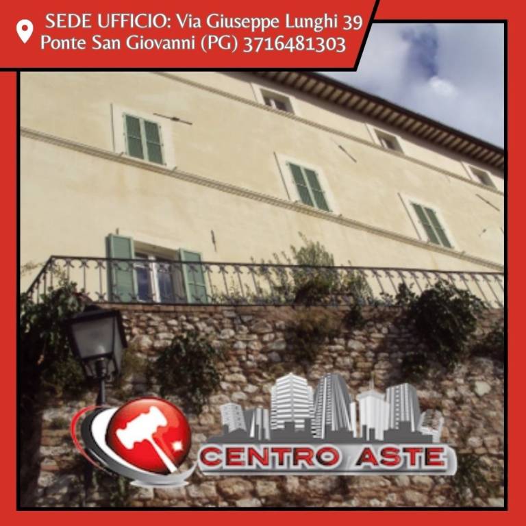 casa indipendente in vendita a Trevi