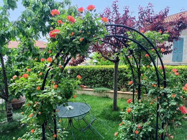 casa indipendente in vendita a Tuoro sul Trasimeno