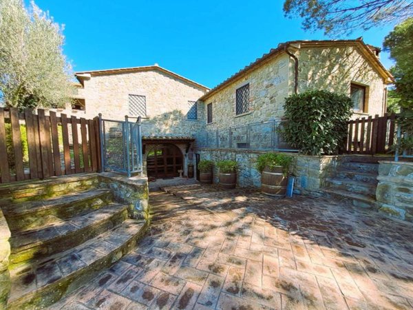 negozio in vendita a Tuoro sul Trasimeno in zona Vernazzano
