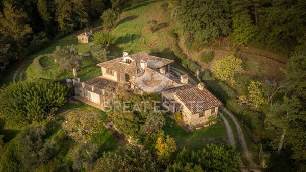 casa indipendente in vendita a Tuoro sul Trasimeno