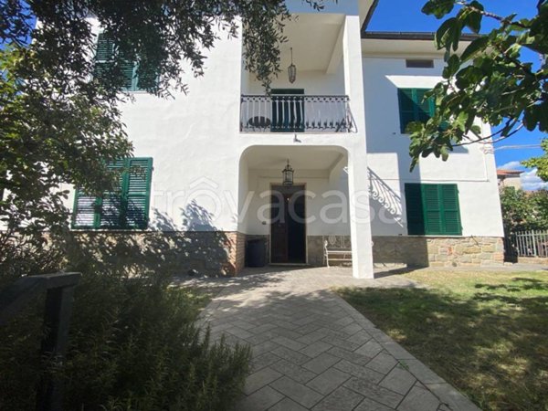 casa indipendente in vendita a Tuoro sul Trasimeno