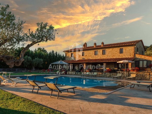 casa indipendente in vendita a Tuoro sul Trasimeno