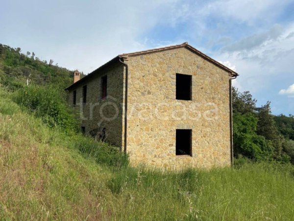 casa indipendente in vendita a Tuoro sul Trasimeno in zona Isola Maggiore