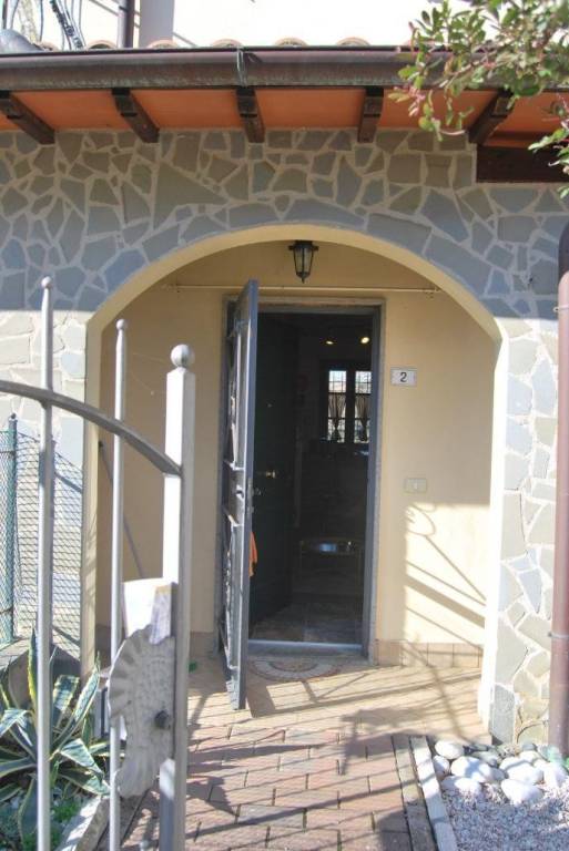 casa indipendente in vendita a Tuoro sul Trasimeno