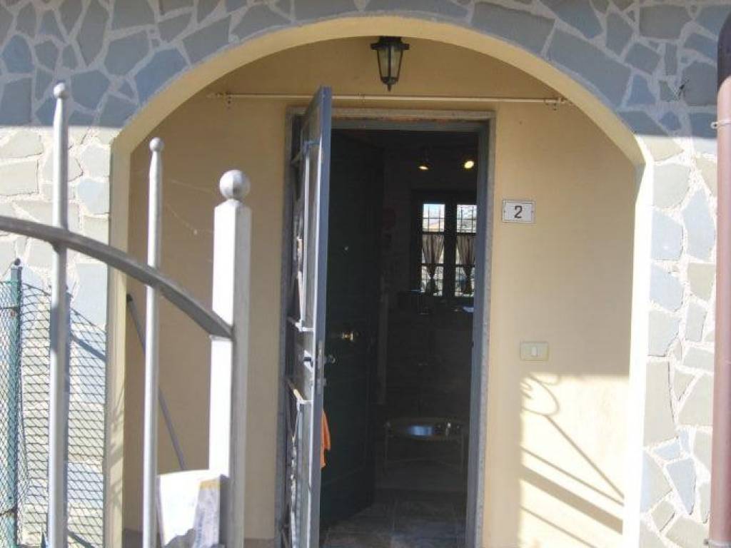 casa indipendente in vendita a Tuoro sul Trasimeno