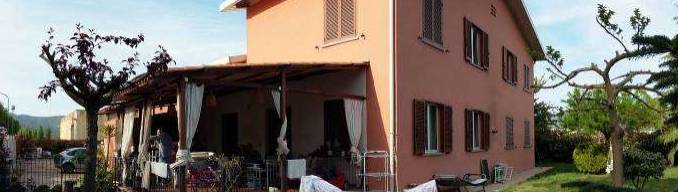 casa indipendente in vendita a Tuoro sul Trasimeno