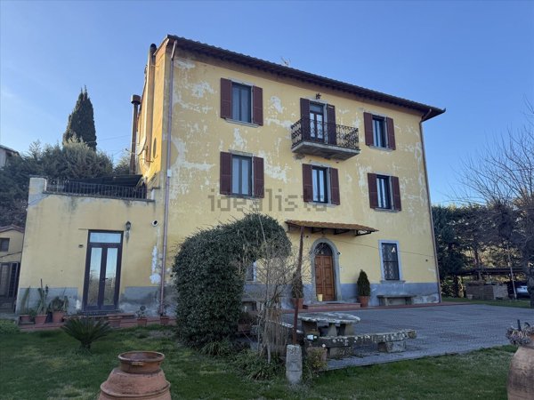casa indipendente in vendita a Tuoro sul Trasimeno