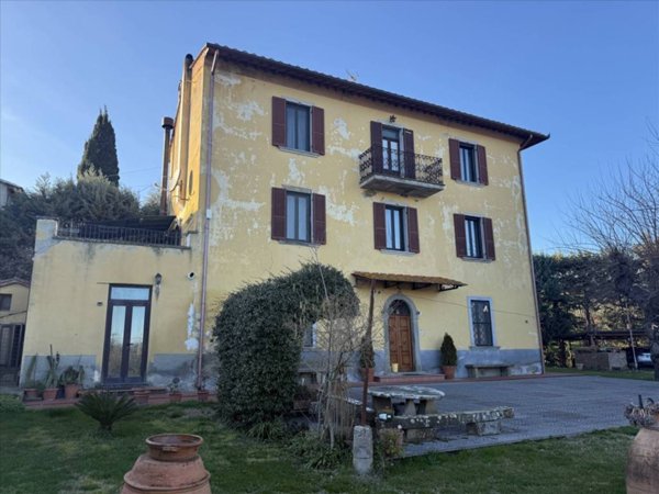 casa indipendente in vendita a Tuoro sul Trasimeno