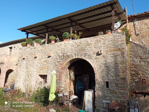 casa indipendente in vendita a Tuoro sul Trasimeno