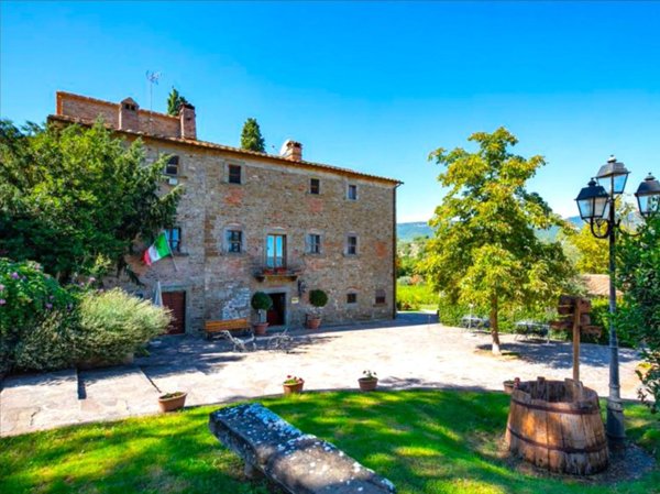 villa in vendita a Tuoro sul Trasimeno